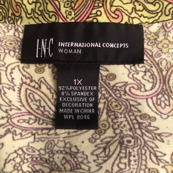 INC International Concepts 1X Green paisley print sleeveless faux wrap top - Picture 3 of 11
